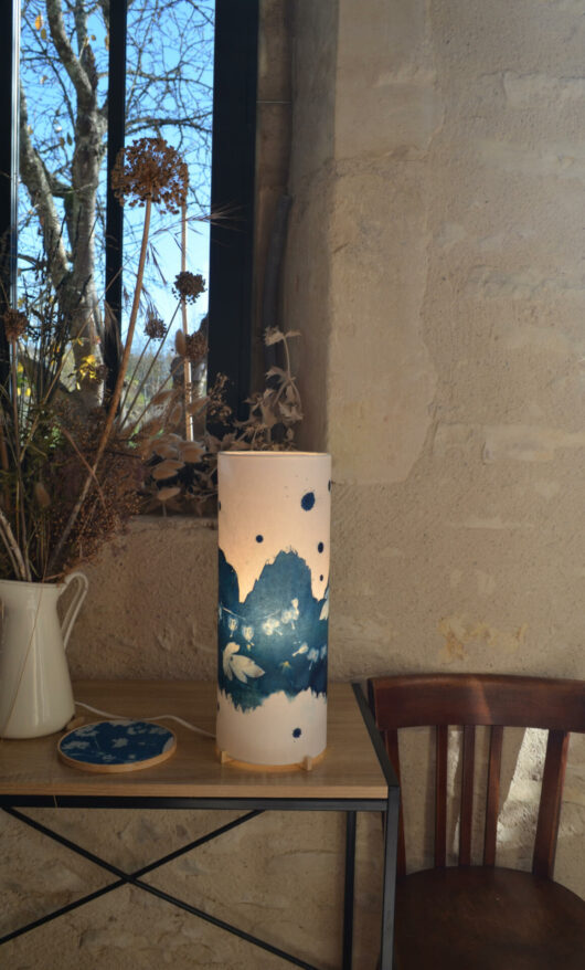 Lampe en cyanotype au "coeur de Marie" – Image 2