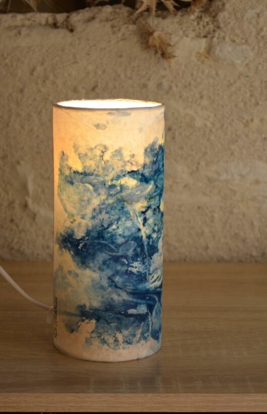 Lampe en cyanotype paysage printanier – Image 4