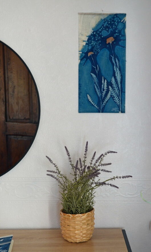Cyanotype en kakemono à l'achillée millefeuille