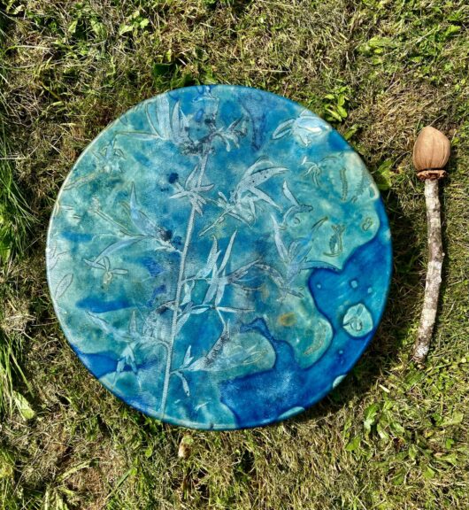 Tambour chamanique avec cyanotype au lierre